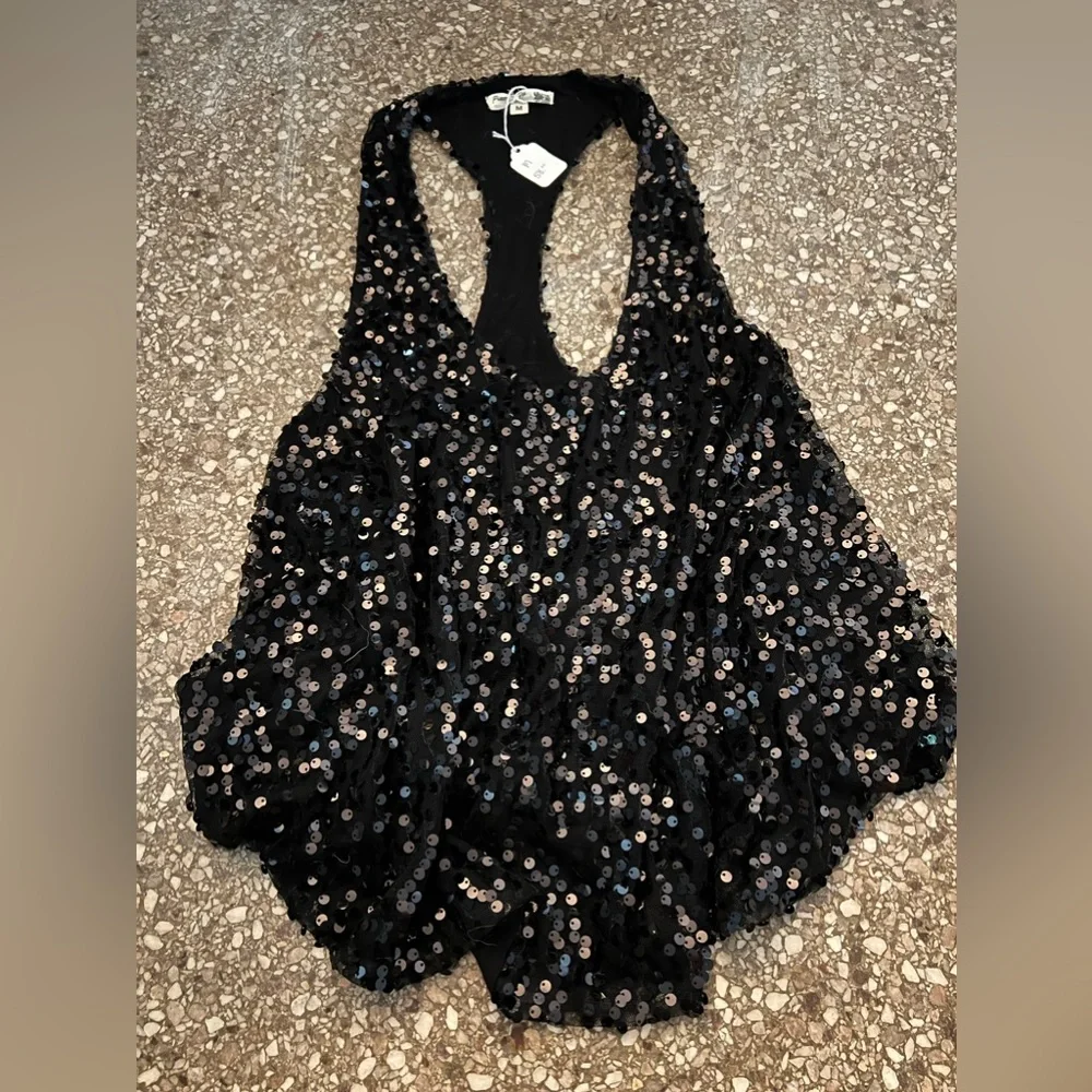 Sequin Top - Picture 1 of 2